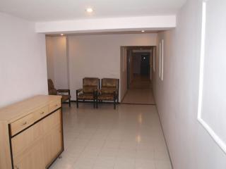 Hotel Maan Residency Ахмедабад Екстер'єр фото
